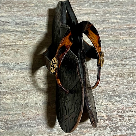 Tory Burch cheetah print thong flat sandals - Picture 14 of 15